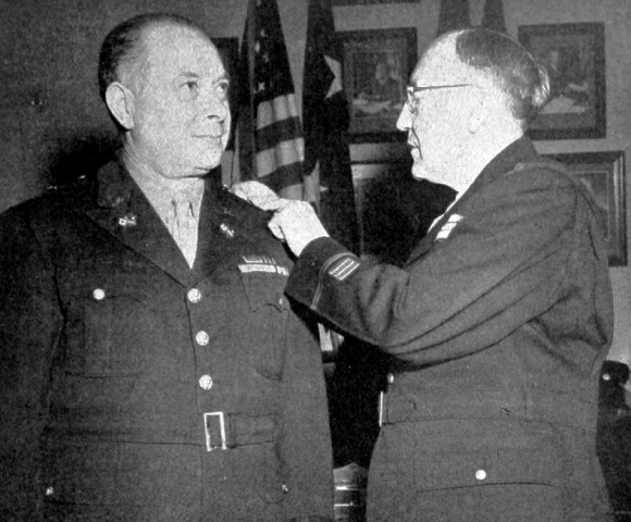 David_Sarnoff_becomes_brigadier_general_1945